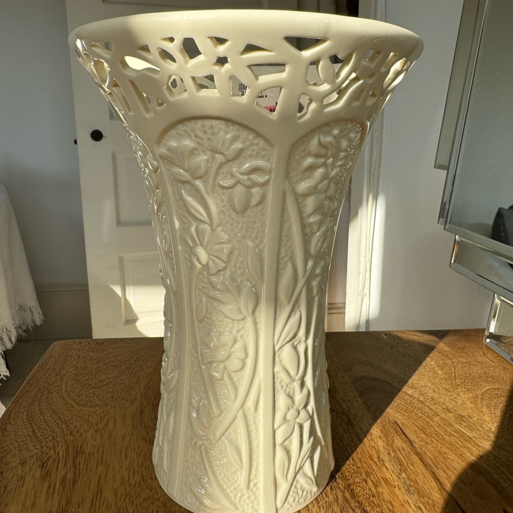 Lenox Jasmine Vase 8”